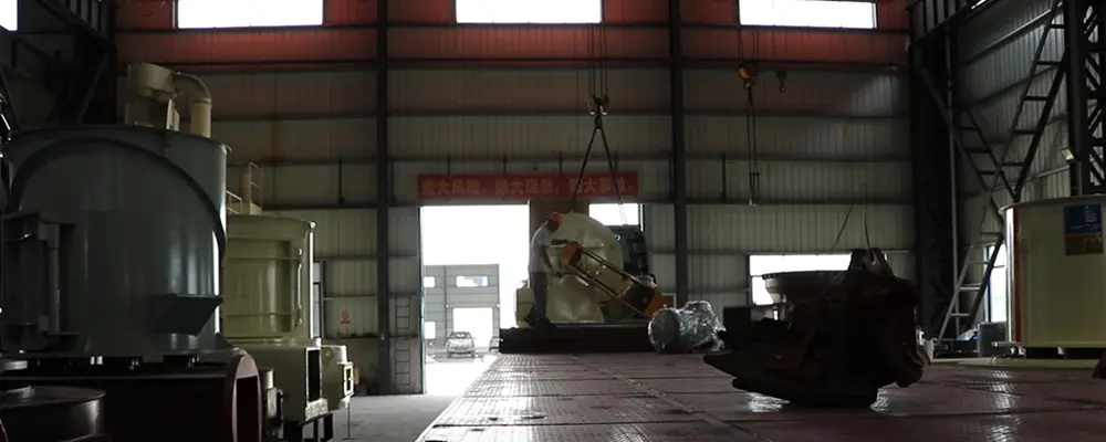 CRLM Vertical Mill being loaded for shipment to Shanxi