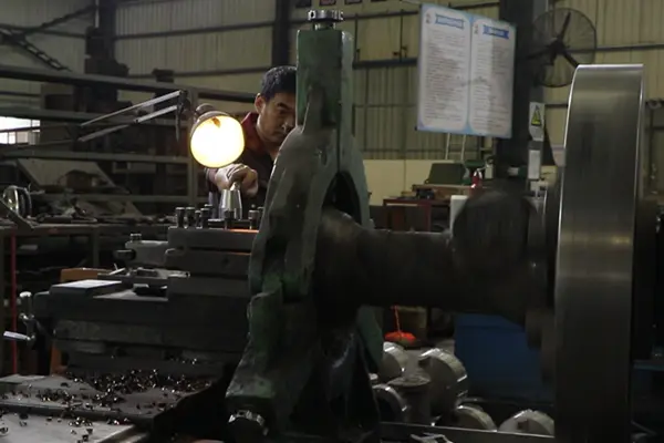 Manufacturing Site of Raymond Mill Shaft Parts