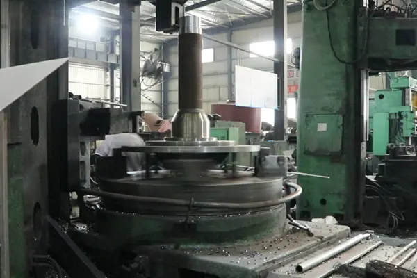 Production Workshop of Raymond Mill in Cronus Machinery
