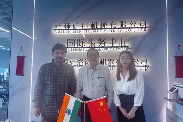 Russian Clients Visit Cronus Machinery