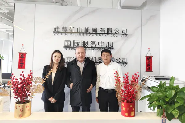 Italian Clients Visit Cronus Machinery